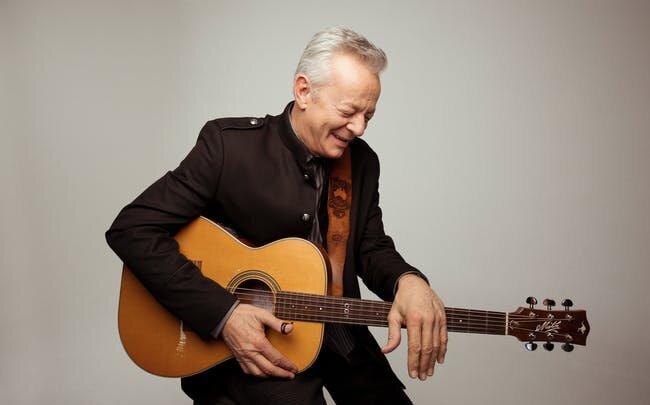 Tommy Emmanuel Brings Sunshine to a Cloudy World